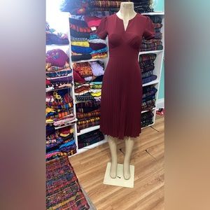 A burgundy color dress!!supper pretty